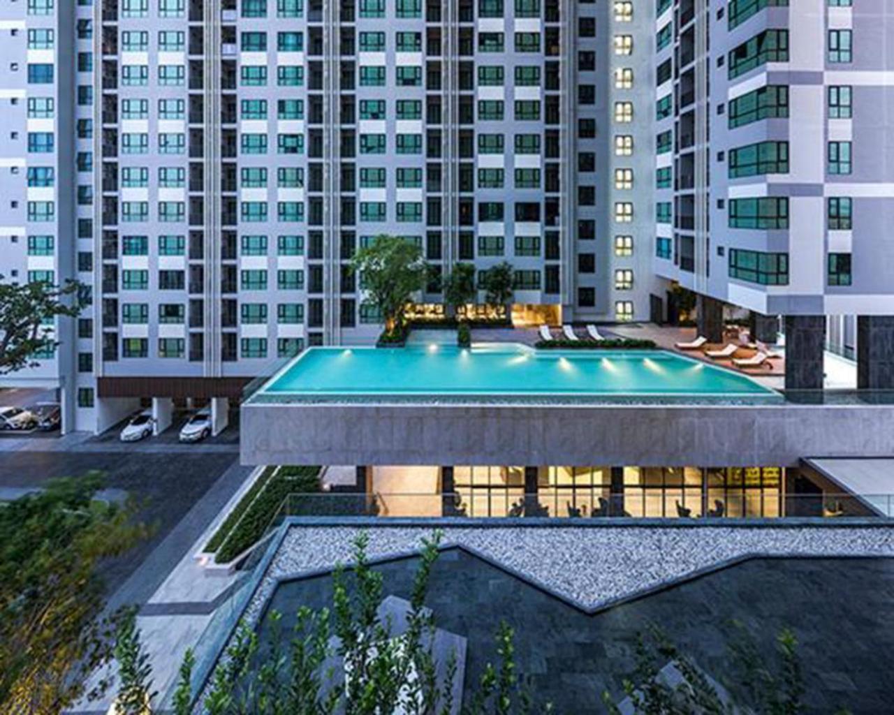 Central Pattaya Base Condo Екстер'єр фото